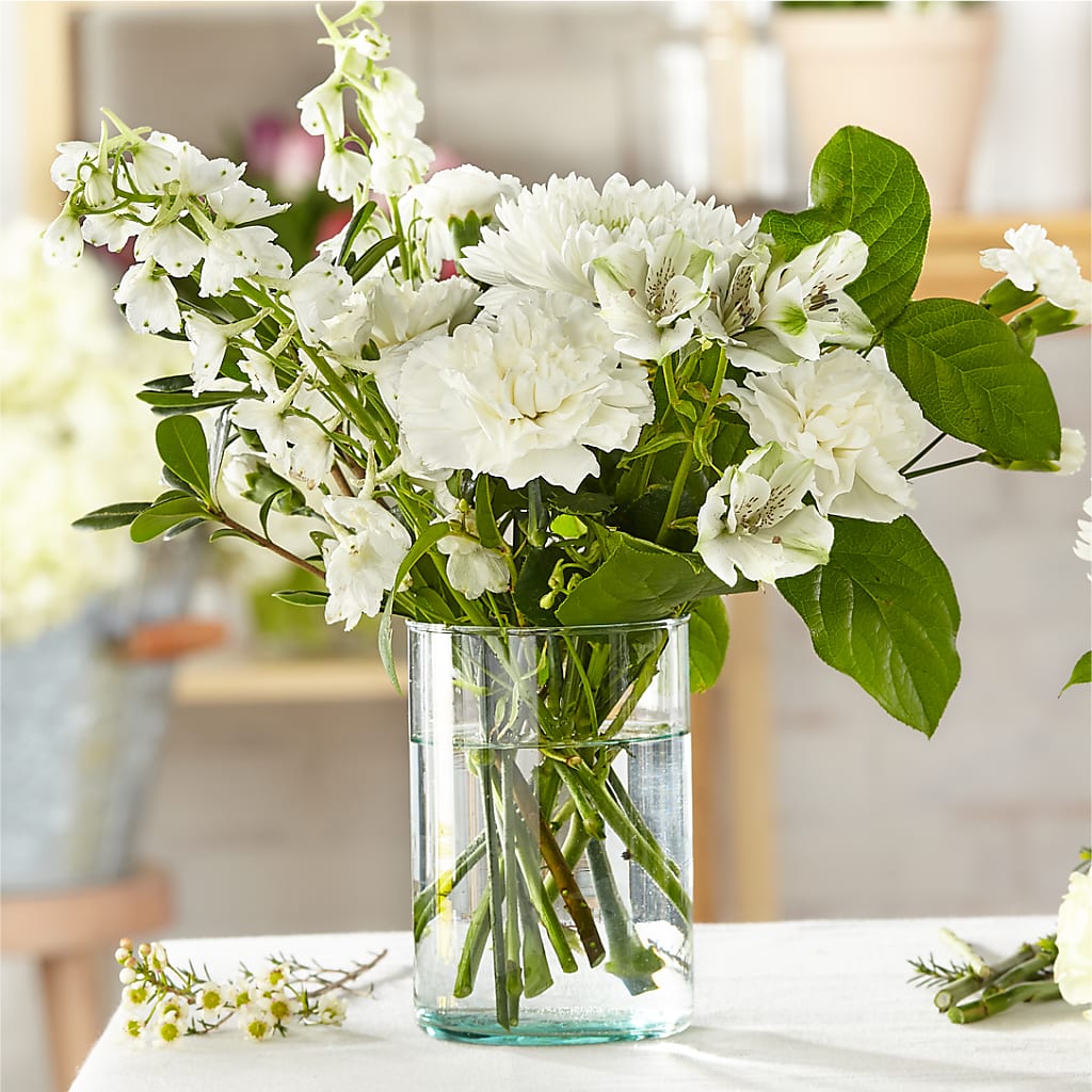 Classic Ivory – A Florist Original – County Seat Florist, Mays Landing NJ